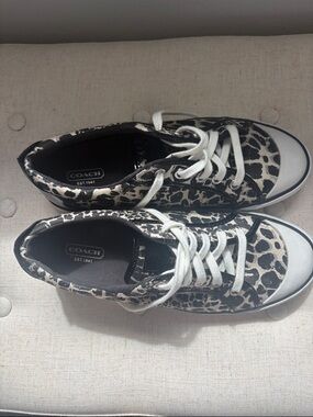 Coach Womens Shoes Leopard Print Barrett Low Top Sneakers ; Sz: 9.5; EUC